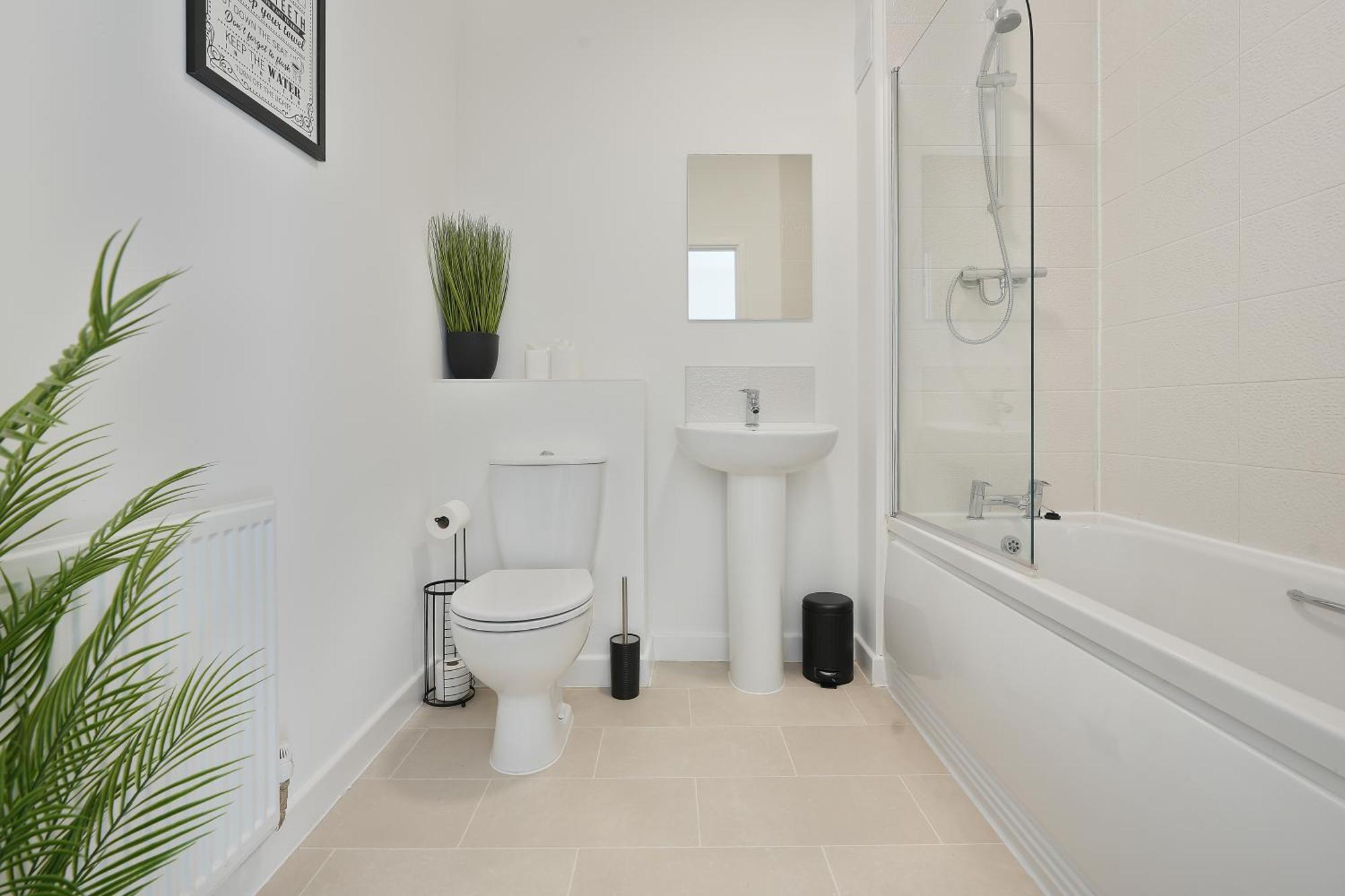Mersey Way, Spacious 3 Bed Home, Close To Sheffield City Centre & Free Driveway Parking - Perfect For Workers, Groups & Families - Hosted By Stay Host Save Extérieur photo