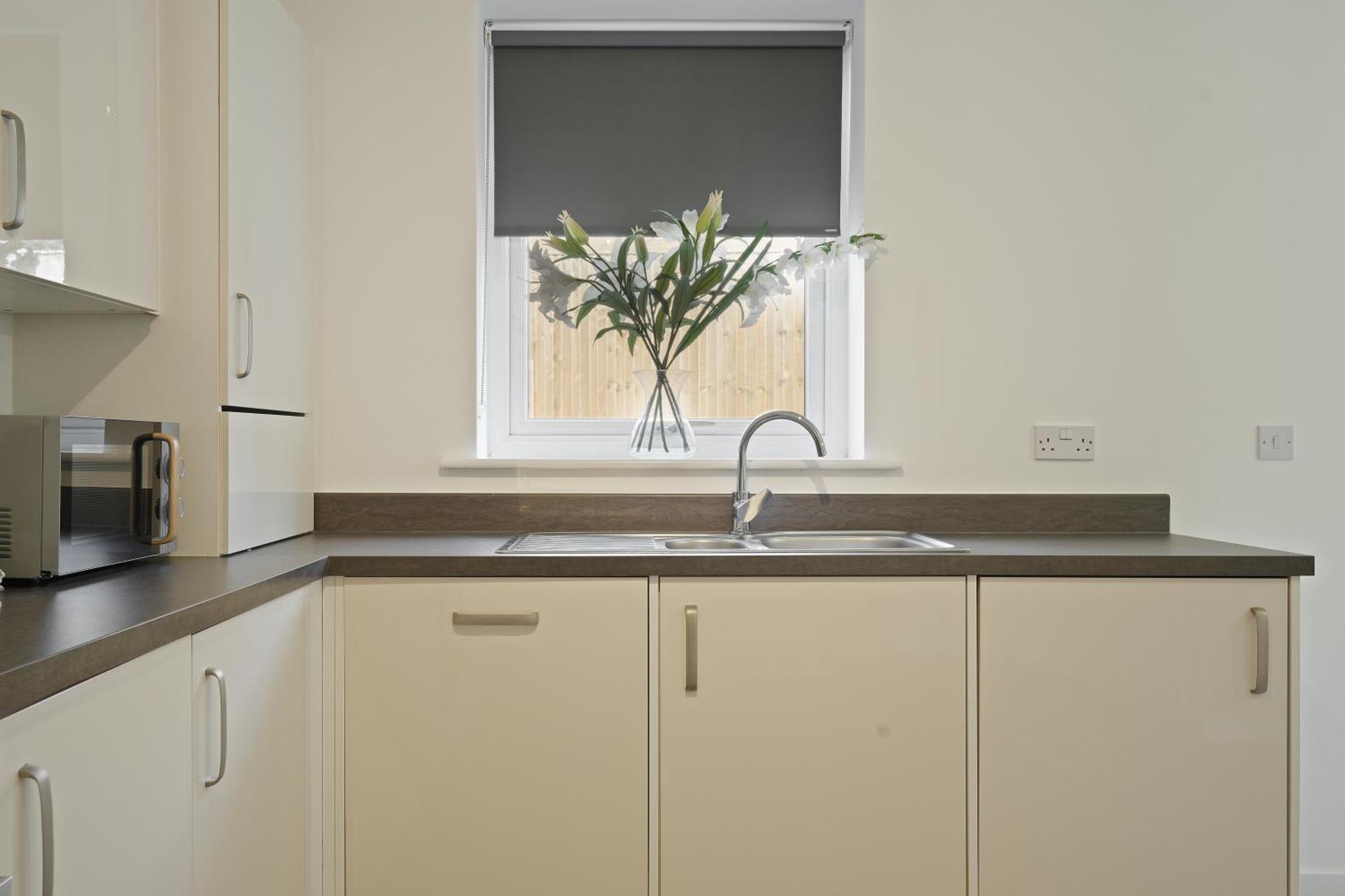 Mersey Way, Spacious 3 Bed Home, Close To Sheffield City Centre & Free Driveway Parking - Perfect For Workers, Groups & Families - Hosted By Stay Host Save Extérieur photo